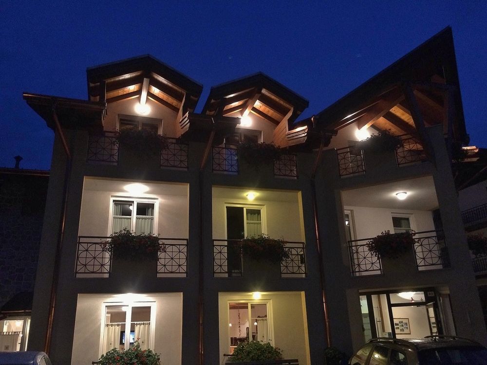 Hotel Garni Sottobosco Dimaro Exteriér fotografie